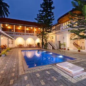 Dutch 4* Kochi
